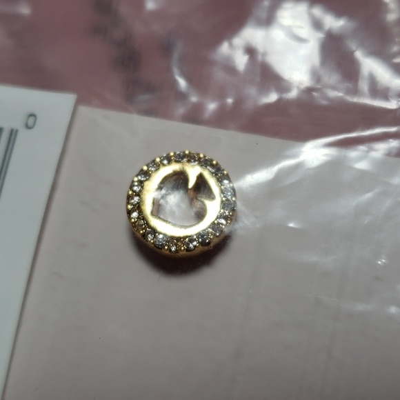 KATE SPADE "Spot The Spade" stud earrings. NWT includes dust bag - Picture 4 of 9